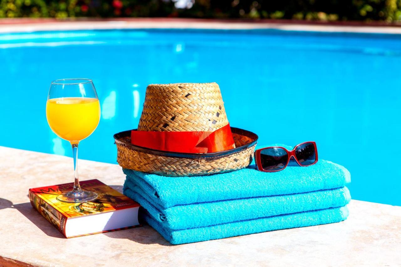 Tropicana Suites Deluxe Beach Club & Pool - Playa Los Corales Punta Cana Eksteriør bilde