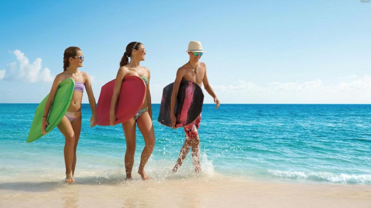 Tropicana Suites Deluxe Beach Club & Pool - Playa Los Corales Punta Cana Eksteriør bilde