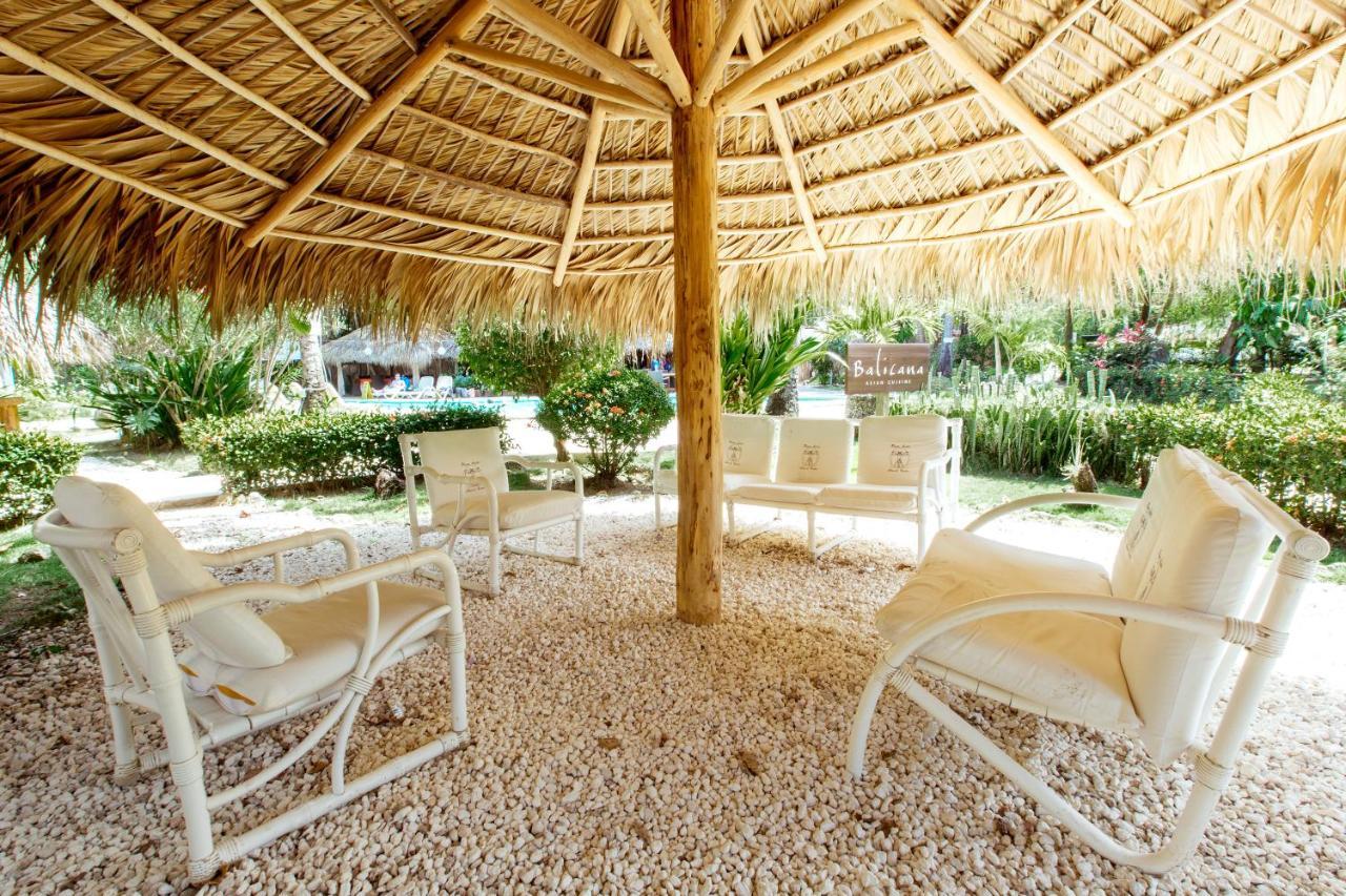 Tropicana Suites Deluxe Beach Club & Pool - Playa Los Corales Punta Cana Eksteriør bilde