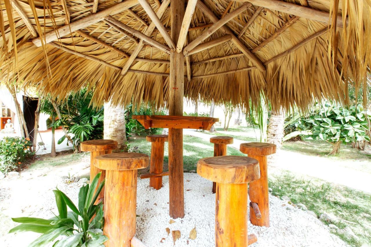 Tropicana Suites Deluxe Beach Club & Pool - Playa Los Corales Punta Cana Eksteriør bilde